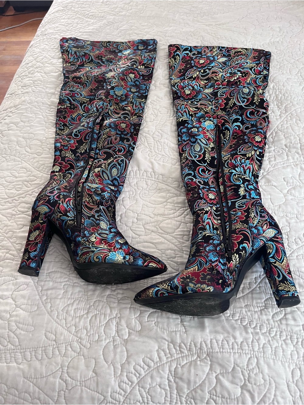 Women’s Floral Embroidered Knee-High Heeled Boots